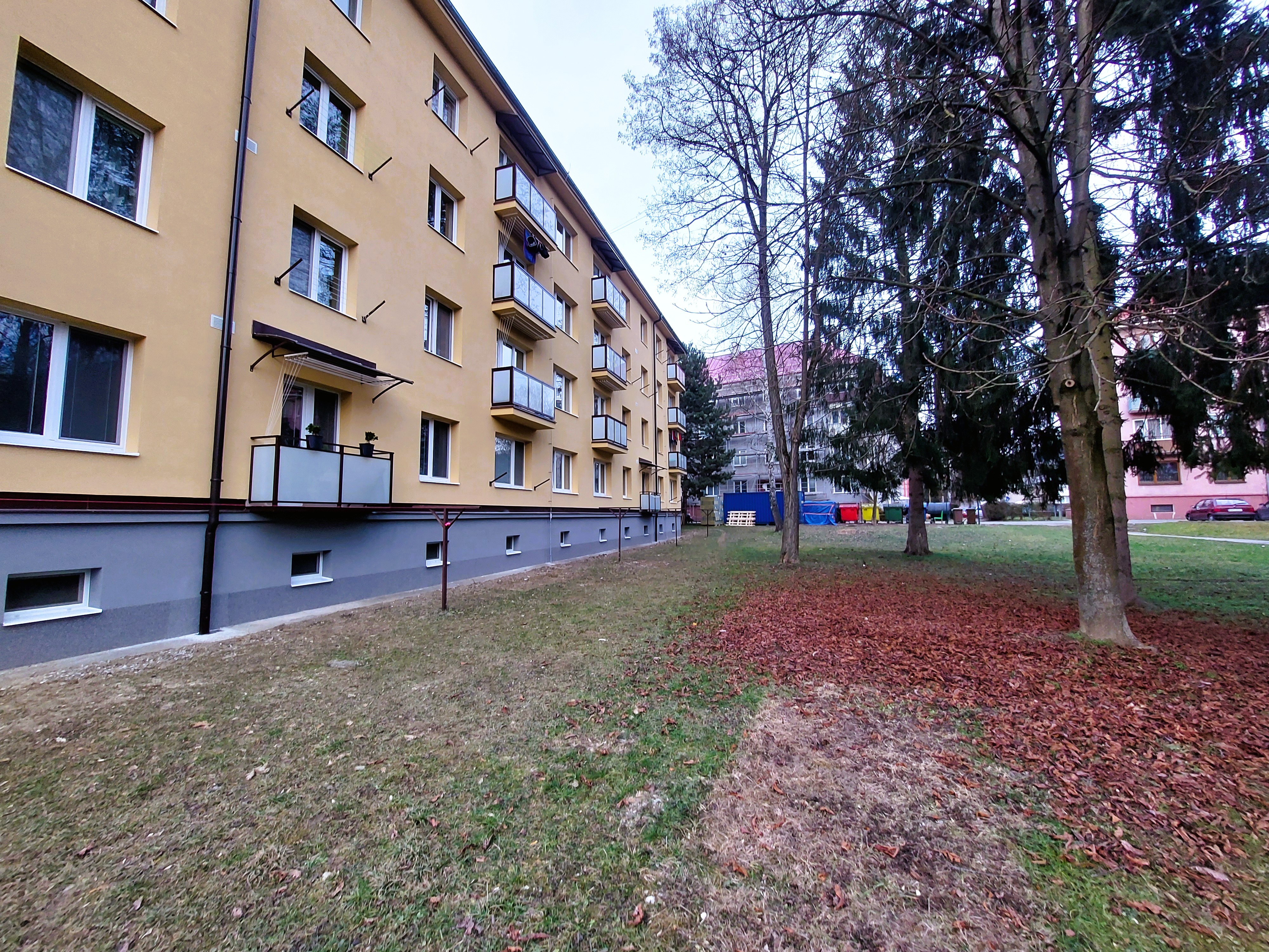 EXKLUZÍVNE! Príjemný 2 izbový byt s balkónom, Považská Bystrica - Lány